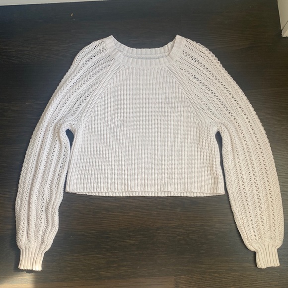 AMERICAN EAGLE WHITE KNIT SWEATER SIZE SMALL CROPPED WITH SEE-THROUGH ARMS - Picture 1 of 2